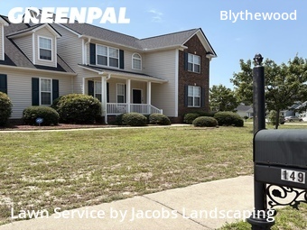 Lawn mowed in Columbia, 29229
