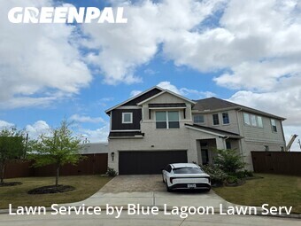 Lawn Mowing Service nearby Katy, TX, 
