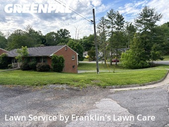Lawn Mowing Service nearby Cave Spring, VA, 