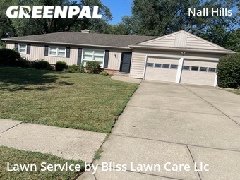 Yard Mowing nearby Overland Park, MO, 