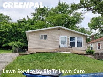 Lawn Mow nearby Breckenridge Hills, MO, 