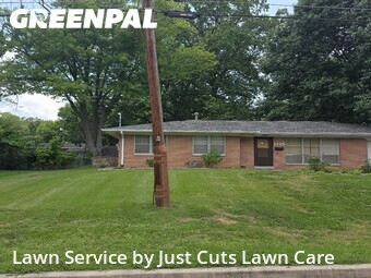 Lawn Cutting nearby Belleville, IL, 