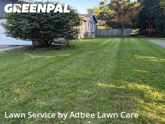 Grass Cutting nearby Savoy, IL, 