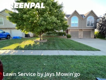 Grass Cutting nearby Independence, MO, 