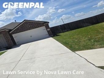 Yard Cutting nearby Hutto, TX, 