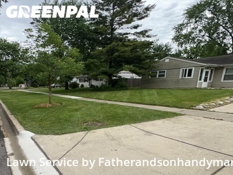 Lawn Maintenance nearby Rolling Meadows, IL, 