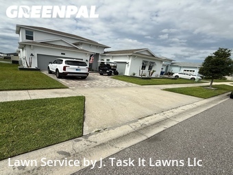 Yard Mowing nearby Wesley Chapel, FL, 
