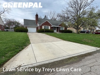Lawn mowed in Kettering, 45429