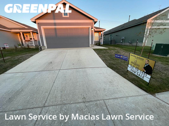 Yard Mowing nearby San Antonio, TX, 
