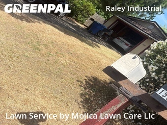 Lawn mowing work completed in Sacramento, CA