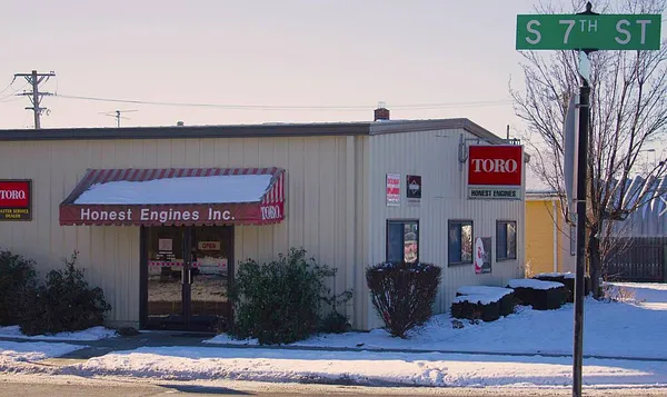 Honest Engines Photo 2