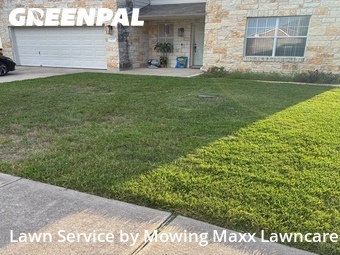 Lawn Mowing Service nearby Hutto, TX, 