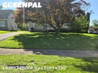 Lawn Mowing nearby Youngstown, OH, 