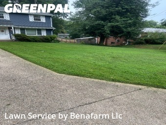 Lawn mowed in Annapolis, 21401