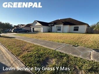 Lawn mowed in Brownsville, 78526