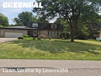 Lawn mowed in Youngstown, 44505