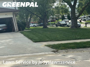 Yard Mowing nearby Omaha, NE, 