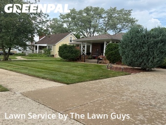 Grass Cutting nearby Warren, MI, 