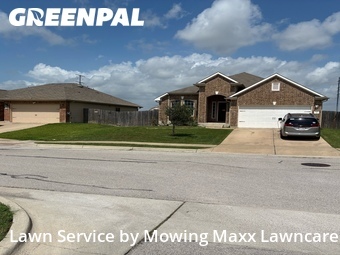 Grass Cut nearby Hutto, TX, 