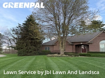 Yard Cutting nearby Highland Township, MI, 