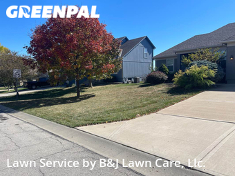 Lawn Cutting nearby Olathe, KS, 