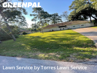 Lawn Mowing nearby Conroe, TX, 