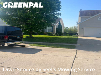 Lawn Mowing Service nearby Belleville, IL, 