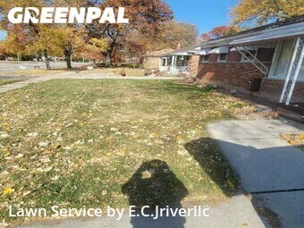 Lawn Care Service nearby Livonia, MI, 