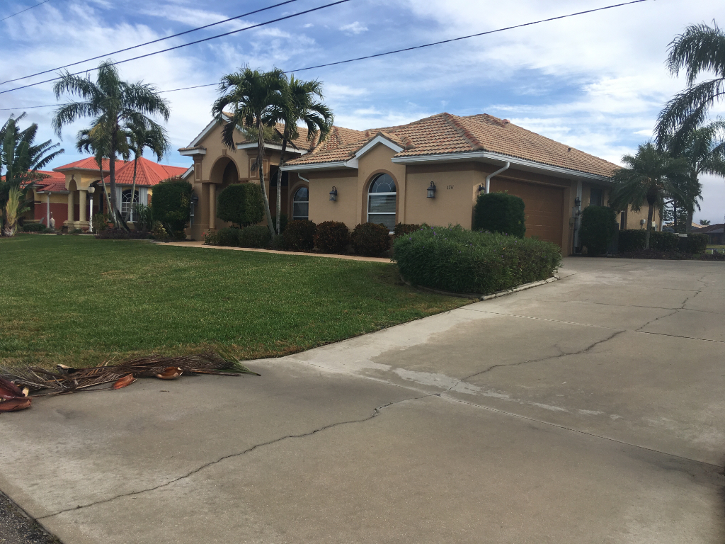 Sartin Lawn Care Lawn Care Services in N. Fort Myers, FL