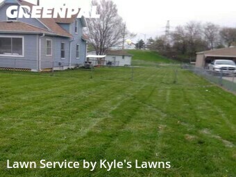 Lawn Cutting nearby Bellevue, NE, 