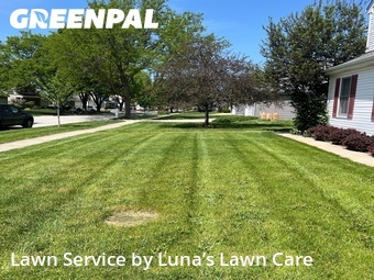 Lawn mowed in Geneva, 60134