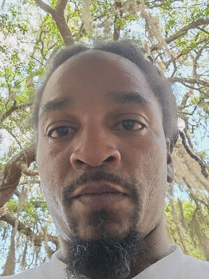 GreenPal customer review profile photo for Bradley Harris