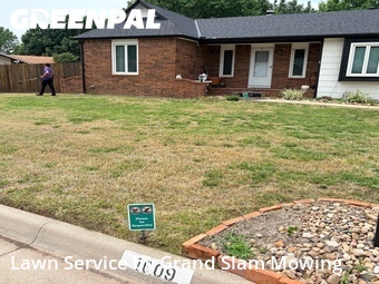 Grass Cutting nearby Wichita, KS, 