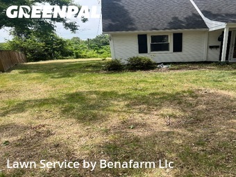 Lawn mowed in Bowie, 20715