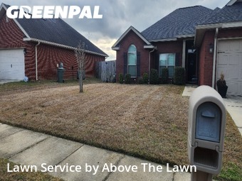 Lawn Cutting nearby Cantonment , FL, 