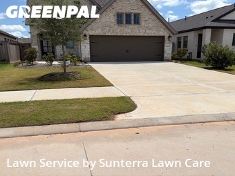 Lawn Cutting nearby Fulshear, TX, 