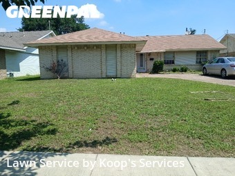 Lawn Mowing Service nearby Grand Prairie, TX, 