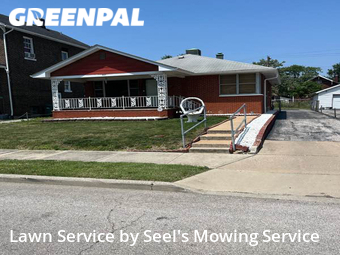 Lawn Mowing Service nearby East St. Louis, IL, 