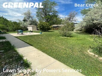 Lawn mowing work completed in Lakewood, CA