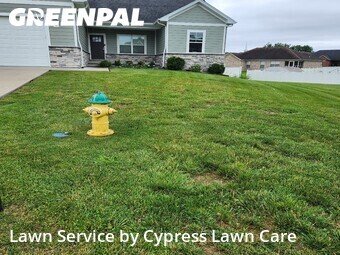 Yard Cutting nearby Charlestown, IN, 