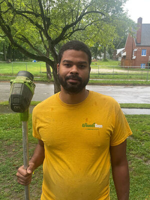 GreenPal customer review profile photo for Treyvon Crater