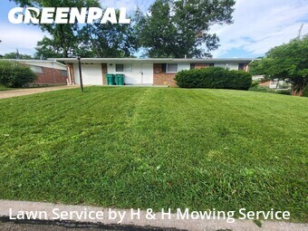 Lawn Mowing Service nearby St. Louis, MO, 