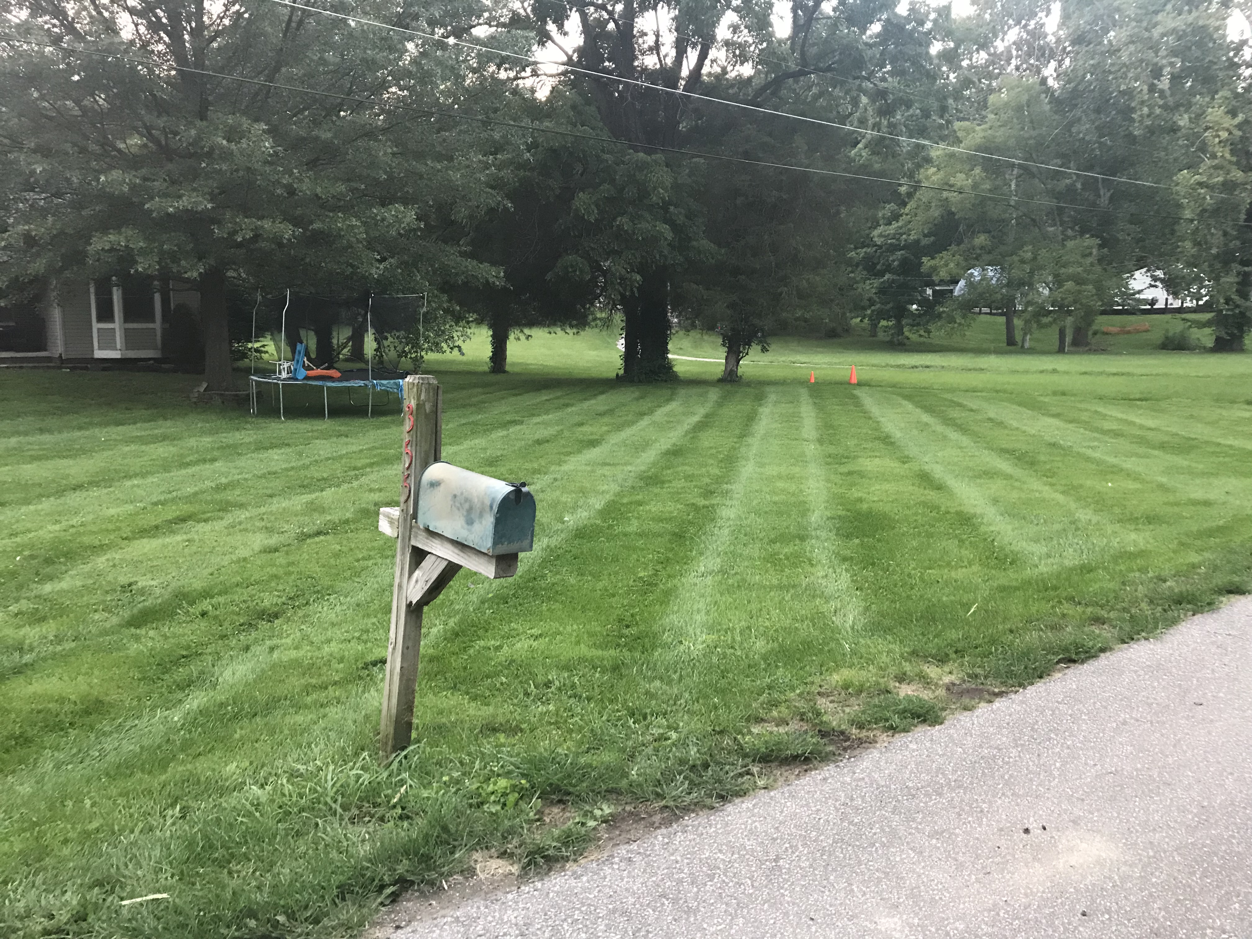 affordable-grass-cutting-businesses-in-Bloomington-IN