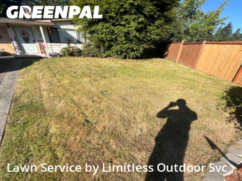 Weekly Mowing in Federal Way, 98023, Garden Trimming by Limitless Outdoor Svc, work completed in Aug , 2025