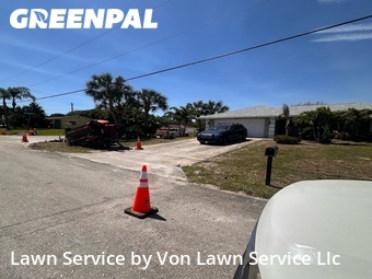 Grass Cutting nearby Lantana, FL, 