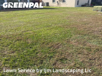 Lawn mowed in Buena Ventura Lakes, 34743