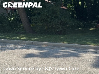 Lawn Mowing nearby Greenfield, WI, 