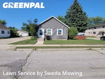 Lawn Cutting nearby Green Bay, WI, 