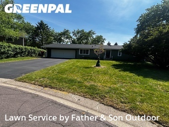 Lawn mowing work completed in Apple Valley, CA