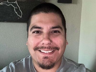 GreenPal customer review profile photo for Marlin Weaver